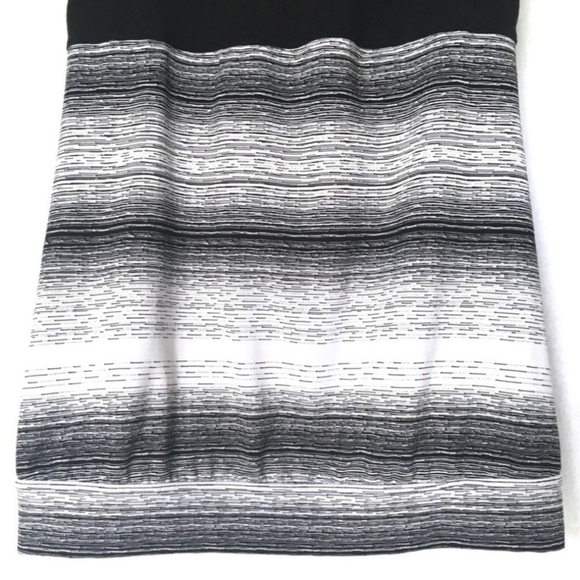 Athleta Stride Crunch And Punch Black White Tank Top Women's XXS Striped Strappy - Picture 5 of 9